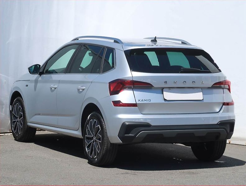 Škoda Kamiq (2025) 1.0 TSI, Drive - fotka 4 z 21