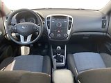 Kia Ceed (2011) 1.4i, ČR, AC, temp. - náhled 8