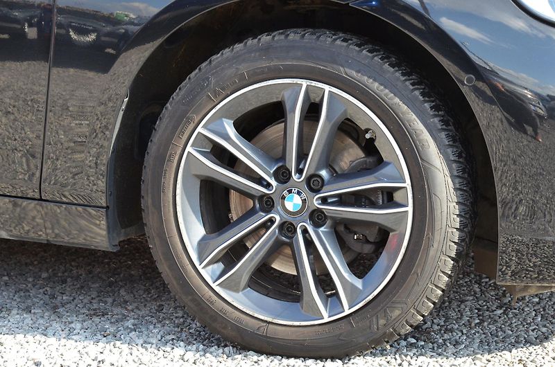 BMW Řada 2 (2019) 218i GT 99tkm ČR 7míst ZÁRUKA - fotka 9 z 43