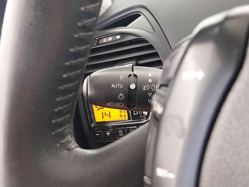 Citroën C4 Picasso (2013) 1.6 HDi, Serv.kniha, Tempomat - fotka 18 z 19