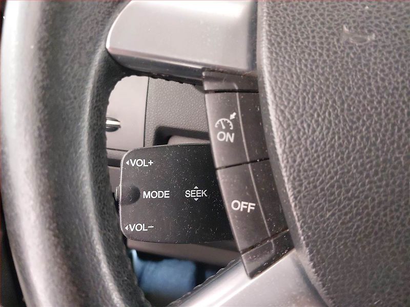 Ford C-MAX (2004) Ghia 1.8, LPG, Serv.kniha - fotka 18 z 21