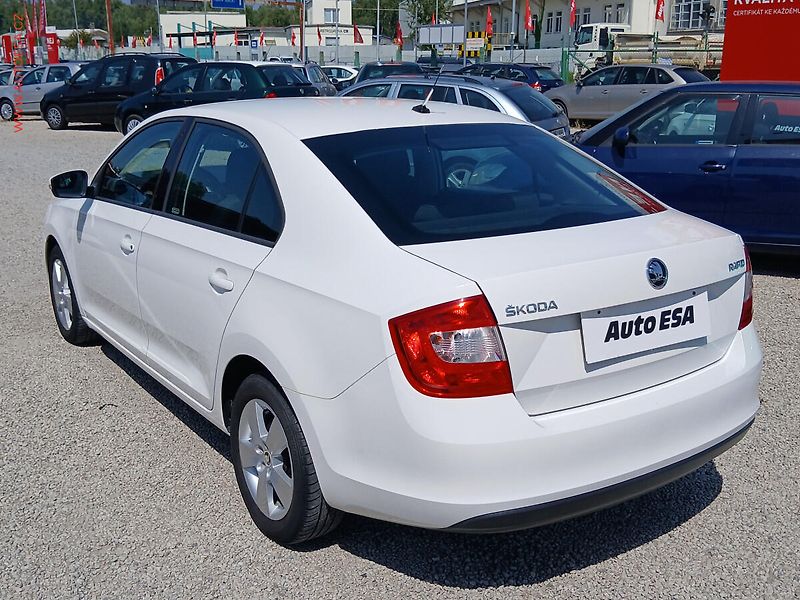 Škoda Rapid (2015) 1.4 TDi, 2.maj,ČR, Klima - fotka 6 z 22