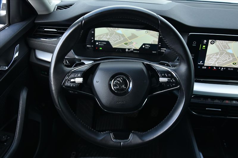 Škoda Octavia 2.0 TDI 110kW DSG STYLE ČR - fotka 15 z 31