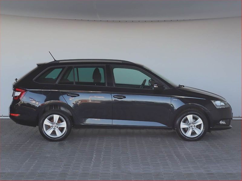 Škoda Fabia (2018) 1.0 TSI, Navi, Tempomat - fotka 6 z 21