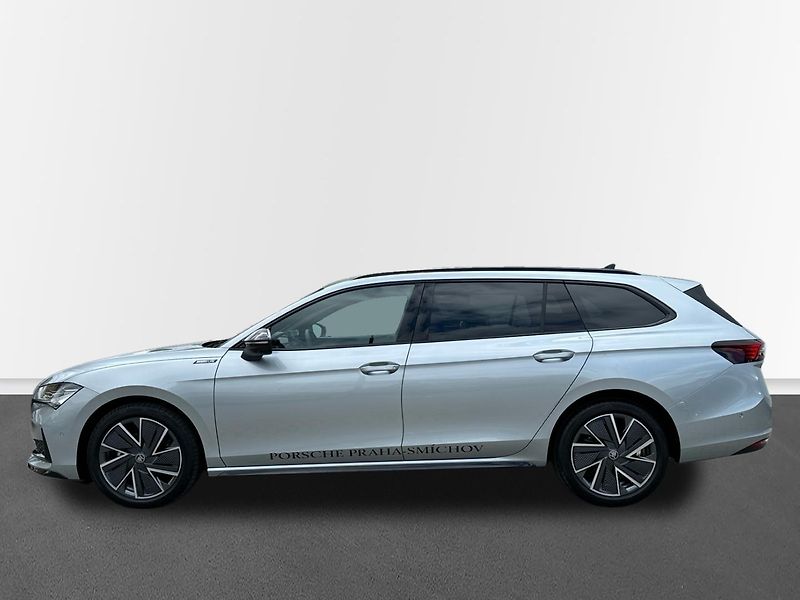 Škoda Superb Combi Sportline 2,0 TDI 110kW - fotka 3 z 17