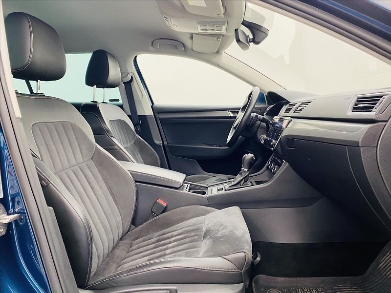 Škoda Superb 2,0 TDI 147kW DSG Style Plus - fotka 8 z 27