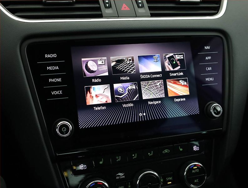 Škoda Octavia (2020) Ambition 1.0 TSI, Navi - fotka 16 z 20