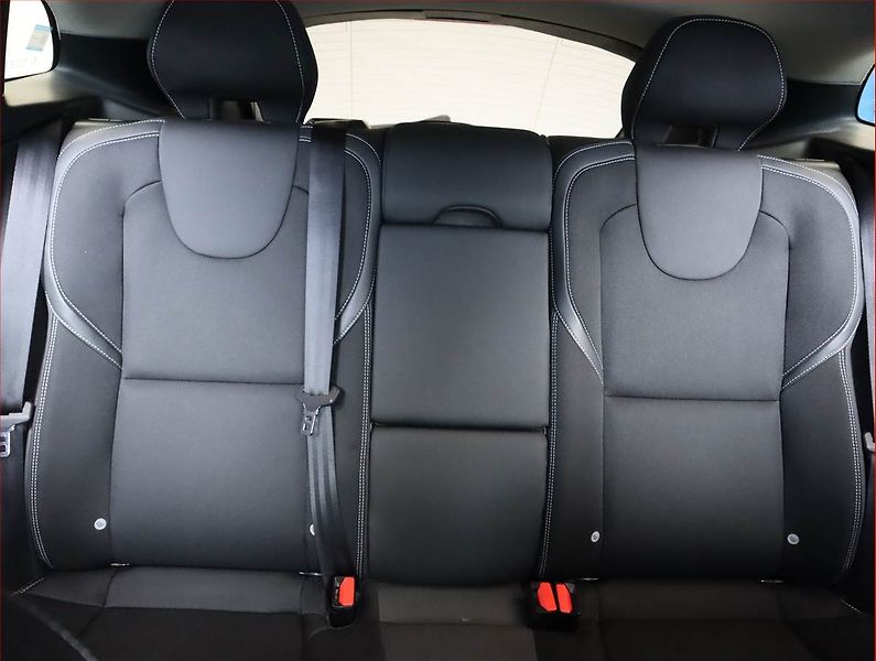 Volvo V40 (2019) 1.5 T3, Automat, Serv.kniha - fotka 10 z 19
