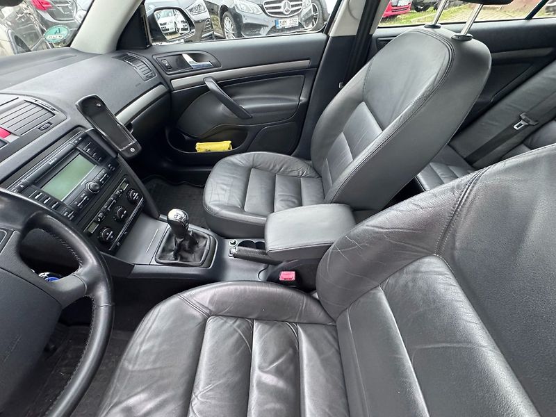 Škoda Octavia (2005) 1,9TDI 77KW TAŽNÉ BEZ DPF 1MAJ - fotka 33 z 48