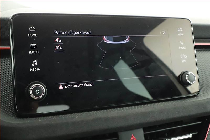 Škoda Kamiq (2024) 1.0 TSI, Drive, FullLed - fotka 13 z 21