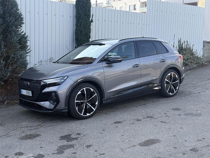 Audi Q4 e-tron  50 quattro S-LINE 21