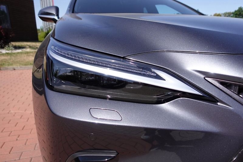 Lexus NX 350h NX350h Prestige 4x4 - fotka 37 z 37