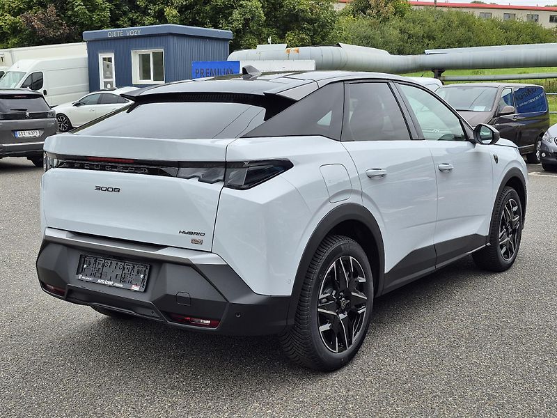 Peugeot 3008 (2026) GT Hybrid 145 e-DCS6  - fotka 5 z 27