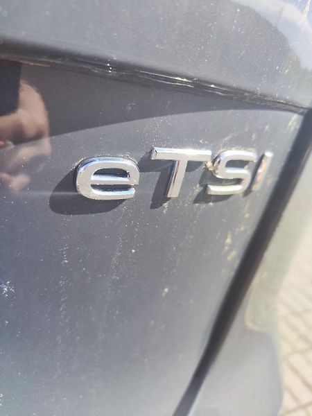 Volkswagen Tayron (2025) - fotka 11 z 12