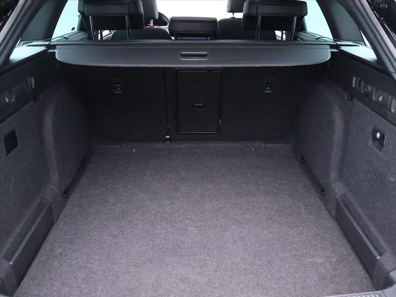 Škoda Superb 2,0 TDI 147kW 4x4 L&K DSG DPH - fotka 10 z 46
