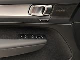Volvo XC40 (2026) B4 AUT DARK PLUS - náhled 26