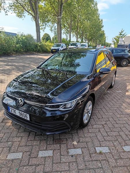 Volkswagen Golf (2022) golf 8 combi - fotka 2 z 24