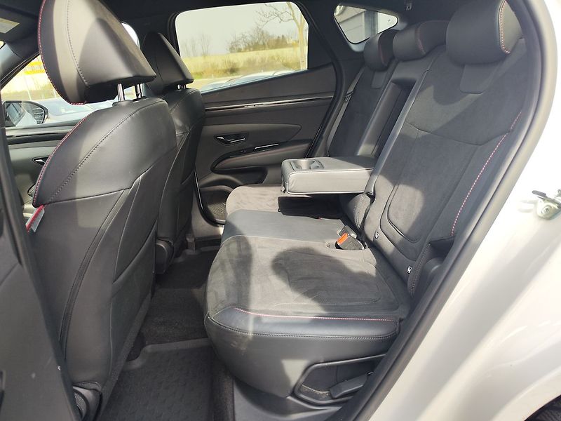 Hyundai Tucson 1.6 T-GDi/110kW N-Line DCT - fotka 12 z 36