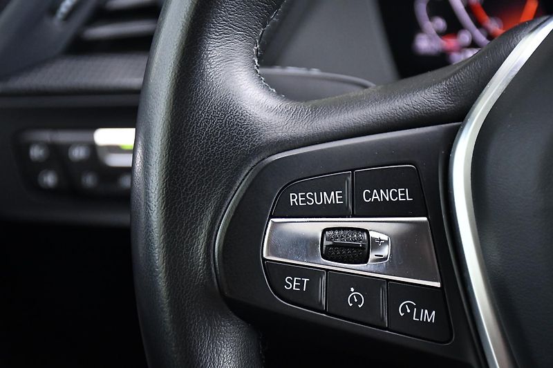 BMW Řada 2 218d NAVI LED REZERVACE - fotka 23 z 39