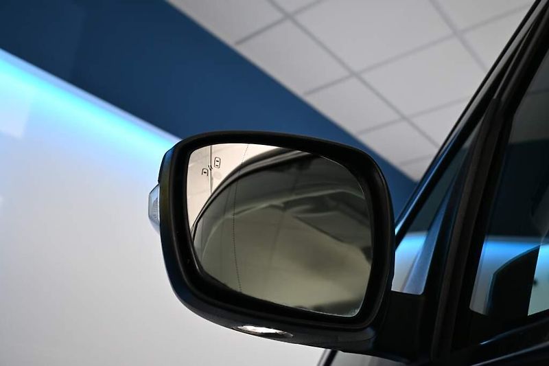 Ford S-MAX (2023) 2.5 LED ACC SONY FHEV DURATEC - fotka 28 z 39