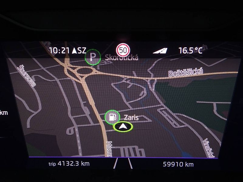 Škoda Superb (2022) 2,0 TDi/ 147kW DSG 4x4 L&K - fotka 26 z 29