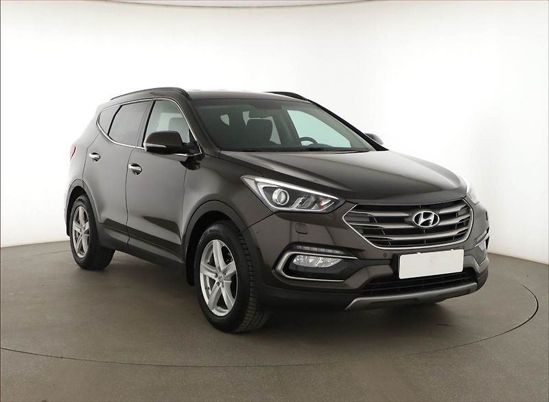 Hyundai Santa Fe (2017) 2.2 CRDi Blue, 4X4, Automat - fotografie inzerátu