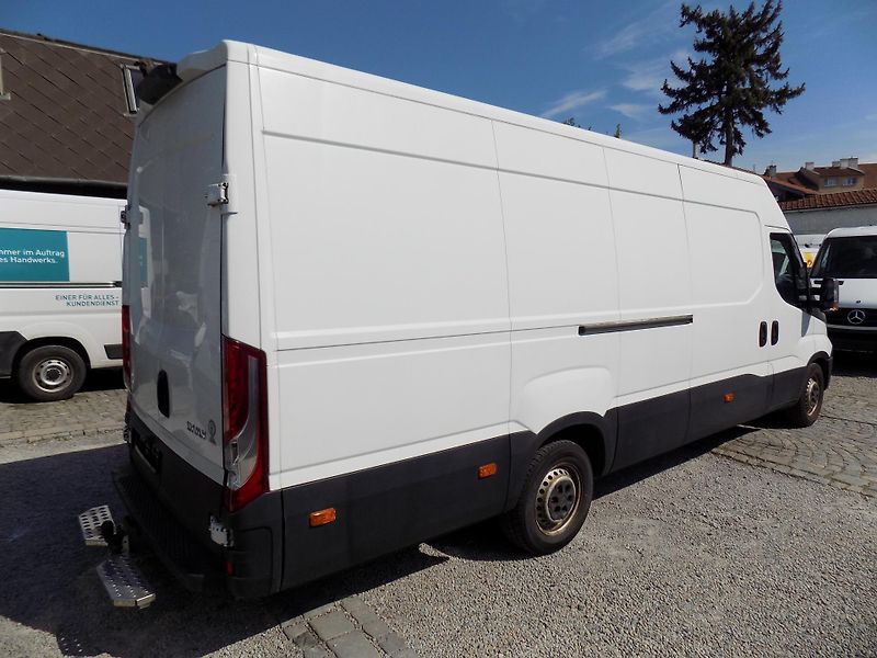 Iveco Daily 35-150 AUTOKLIMA, TAŽNÉ - fotka 9 z 37