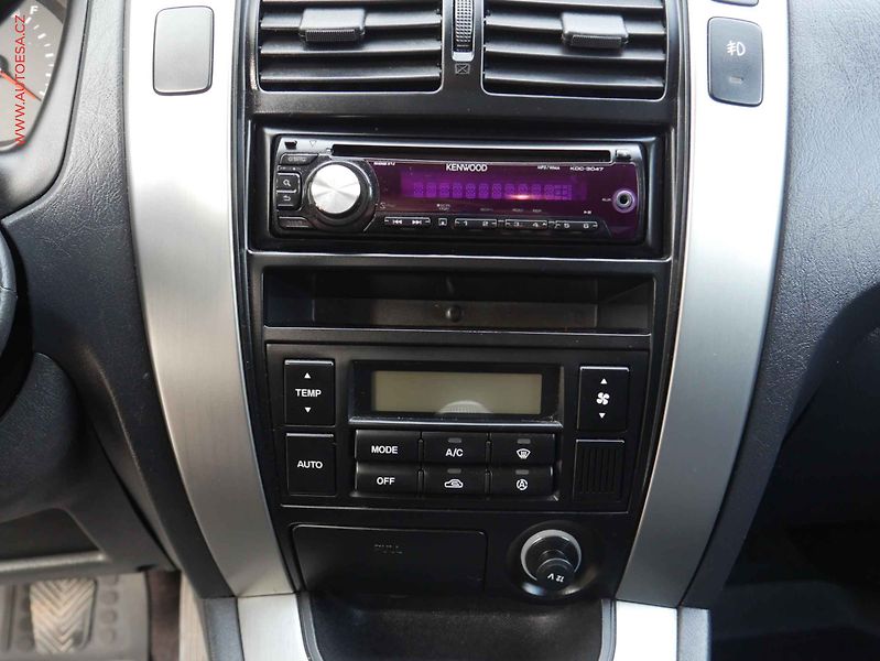 Hyundai Tucson (2010) 2.0 i 4x4, AAC - fotka 11 z 18