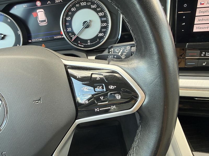 Volkswagen Touareg V6 4M 3,0 TDi 210 kW Elegance - fotka 20 z 25