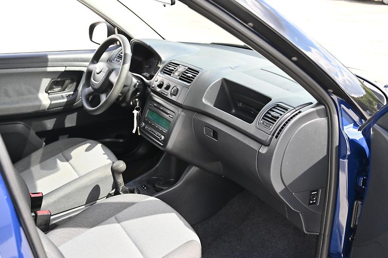 Škoda Fabia 1.4 16V 63KW Special 3/2011  - fotka 23 z 40