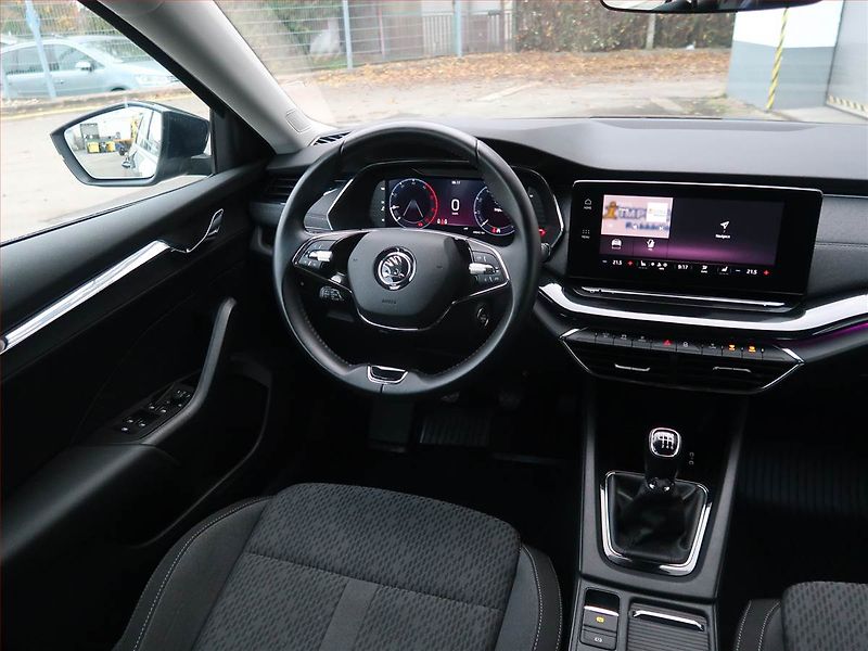 Škoda Octavia (2022) 2.0 TDI - fotka 7 z 27