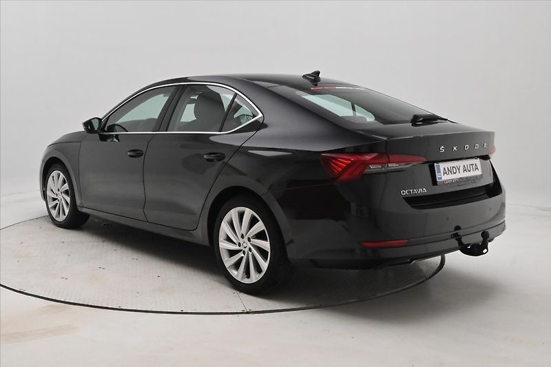 Škoda Octavia 2,0 TDI 110kW DSG Style Záruka - fotka 7 z 33