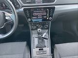 Škoda Superb 2,0 TDI Style DSG - náhled 10