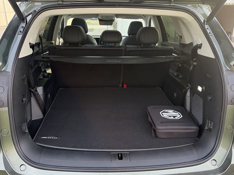MG MGS9 (2026) PHEV Premium*7míst - fotka 8 z 28