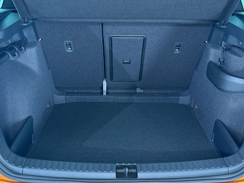 Škoda Karoq (2026) Sportline - fotka 16 z 36