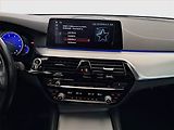 BMW Řada 5 (2017) Sport Line 530d xDrive, 4X4 - náhled 12