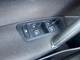 Volkswagen Golf (2018) 1.4 TSI 92 kW Maraton Edition - náhled 23