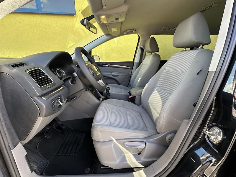 Seat Alhambra (2014) 2.0TDI/103kW * 7.Míst * 2.Maj  - fotka 13 z 35