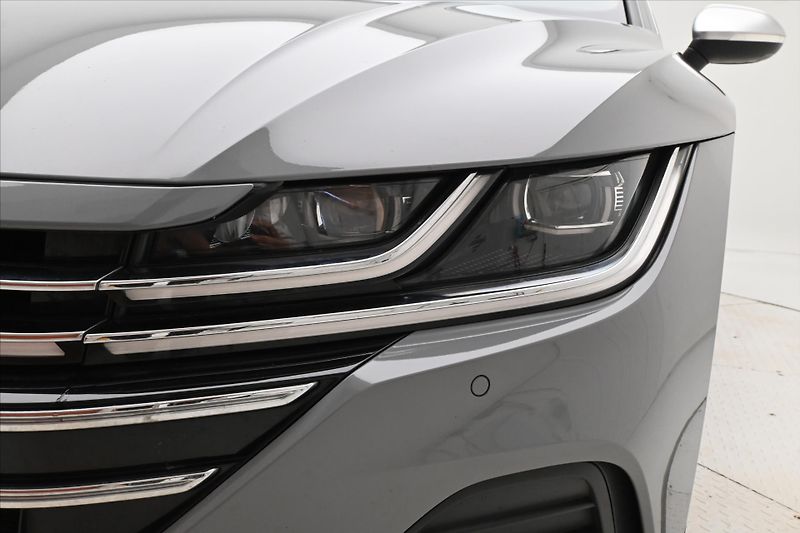 Volkswagen Arteon 2,0 TDI 147 kW DSG 4x4 ELEGANC - fotka 31 z 33
