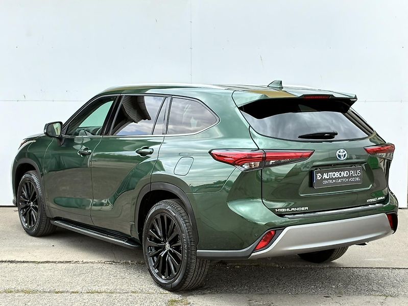 Toyota Highlander 2.5 HSD e-CVT AWD Executive Sk - fotka 7 z 27
