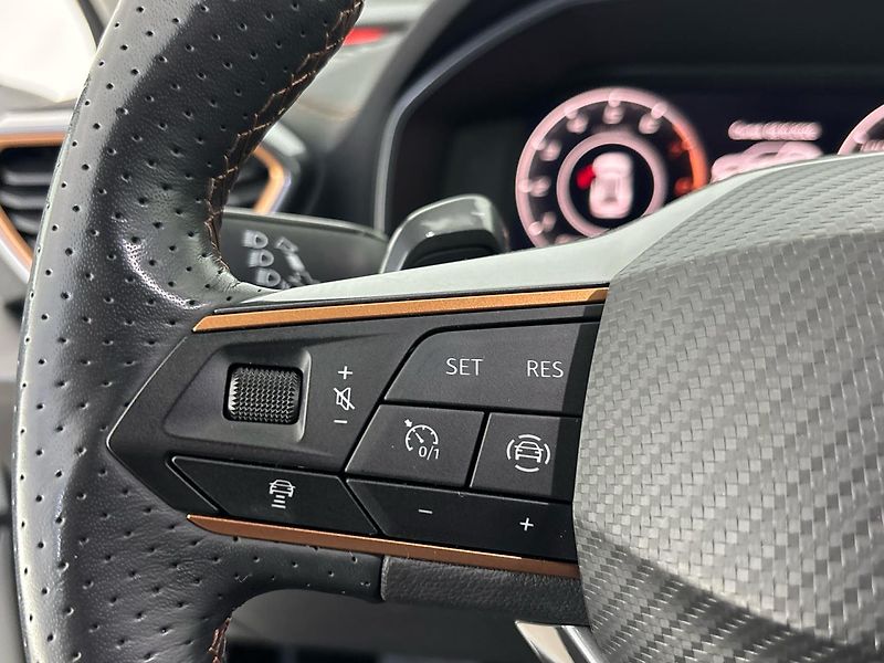 Cupra Formentor DSG - fotka 23 z 28