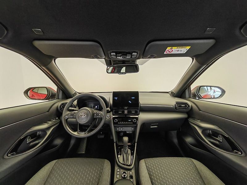 Toyota Yaris Cross 1.5 Hybrid 4x4 Style - fotka 15 z 41