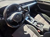 Volkswagen Passat Variant (2018) 1.5 TSI DSG - náhled 8