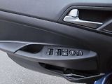 Hyundai Tucson (2015) 1.7CRDi, tažné, Alu zimní sada - náhled 12