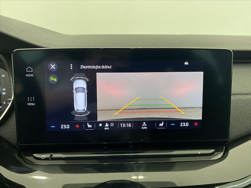 Škoda Octavia 2,0 TDI 110kW DSG SportLine - fotka 13 z 27