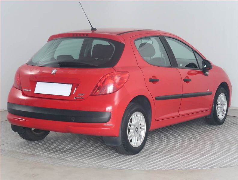 Peugeot 207 (2009) 1.4, nová STK, Klima - fotka 5 z 15