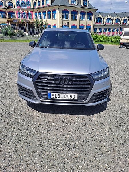 Audi Q7 (2017) - fotka 2 z 28