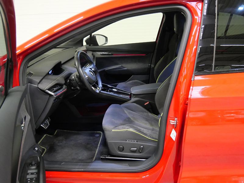 Škoda Enyaq - fotka 6 z 25