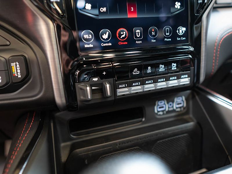 Dodge RAM (2021) 6.2 TRX Supercharged 702HP - fotka 24 z 36