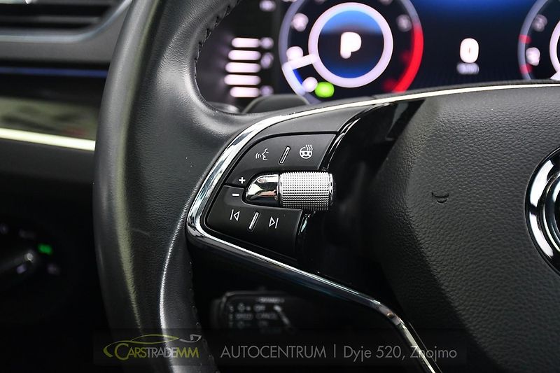 Škoda Superb 2,0TSi 206KW L&K K360 WEBASTO - fotka 28 z 61